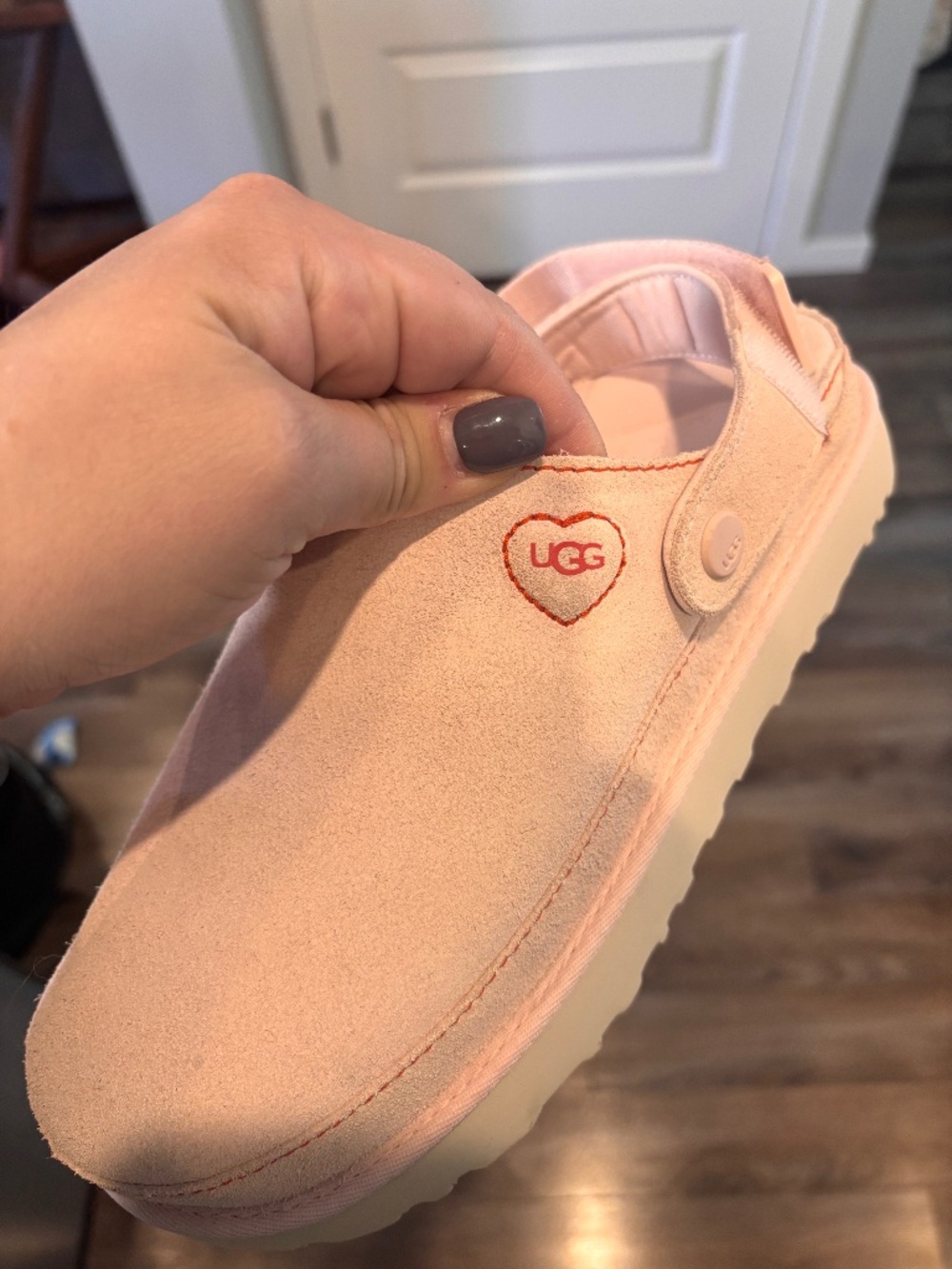 UGG golden star